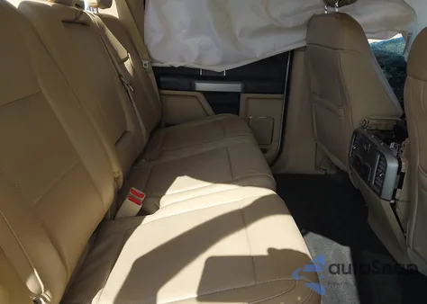 2017 Ford F-250 Lariat z USA, uszkodzony, nr VIN 1FT7W2BT7HEE78026